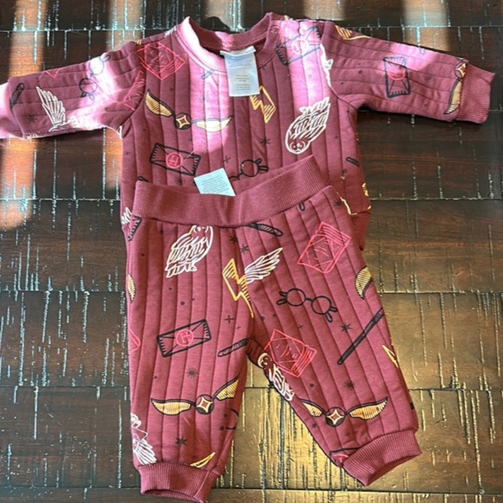 Warner Bros Red One Piece Footies with‎ Playful Print
